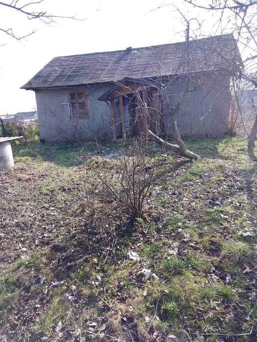 Будинок/Дача Продаж - More