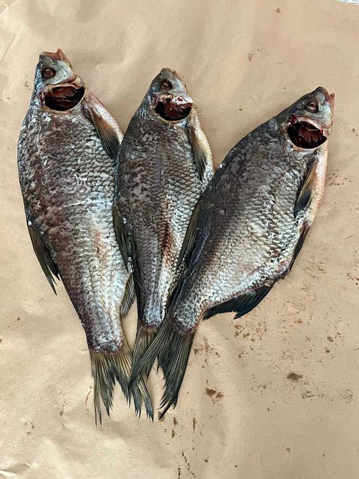 Лящ в'ялений,чищений без ікри