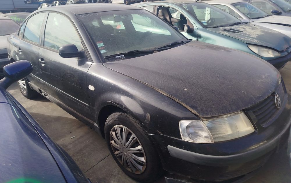 Para peças VOLKSWAGEN Passat (3B2)