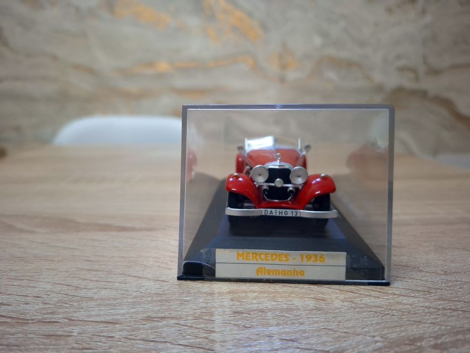 Mercedes 540K 1936 - Miniatura 1:43 com caixa display