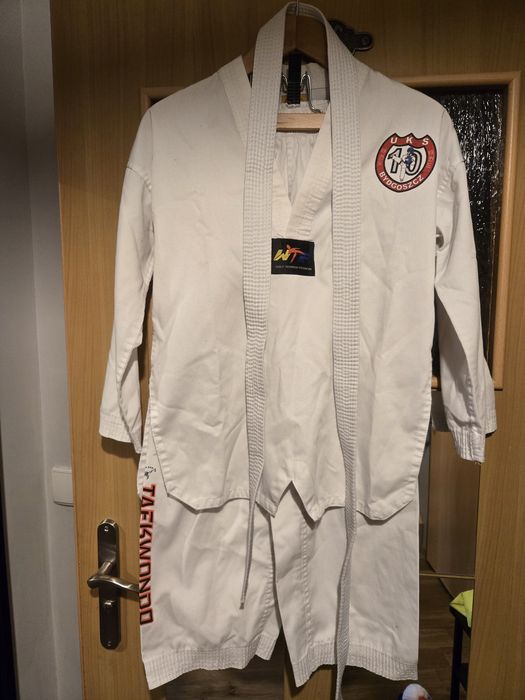 Dobok strój taekwondo rozm. 150 cm.