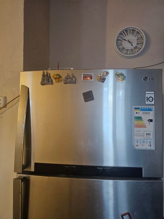 Продам холодильник LG