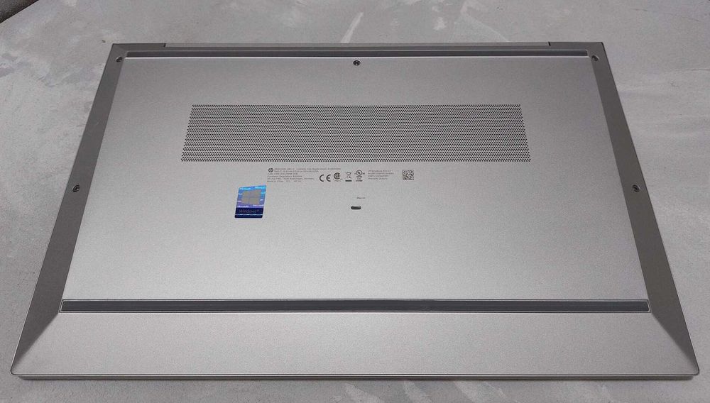 Ноутбук HP EliteBook 850 G7 / i7-10610U / 16 ГБ / 256 SSD / 15.6"