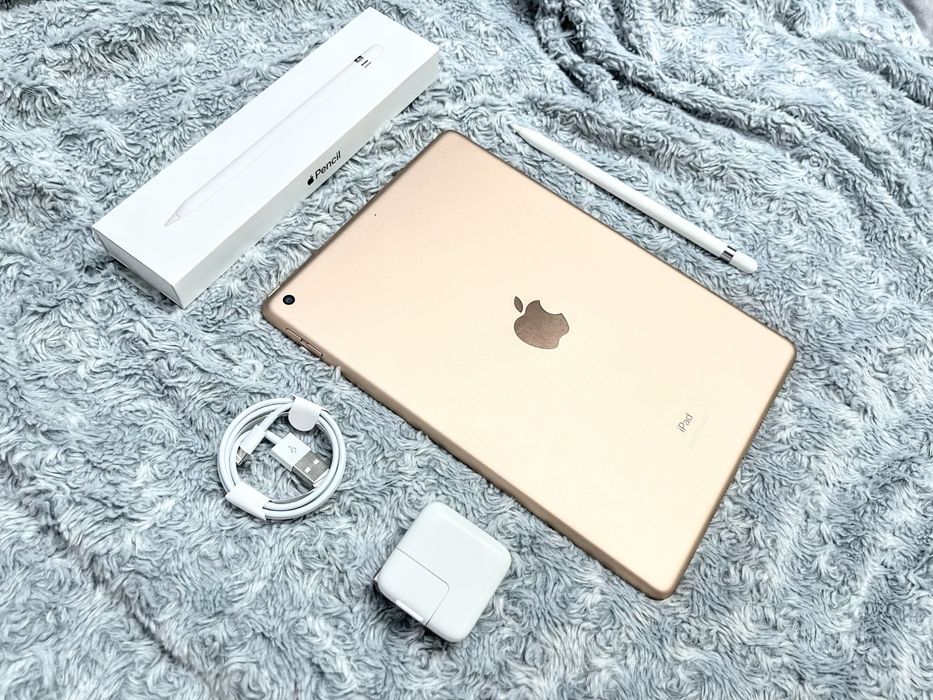 IPad 8 (128 gb) wi-fi, шикарное состояние! A2270