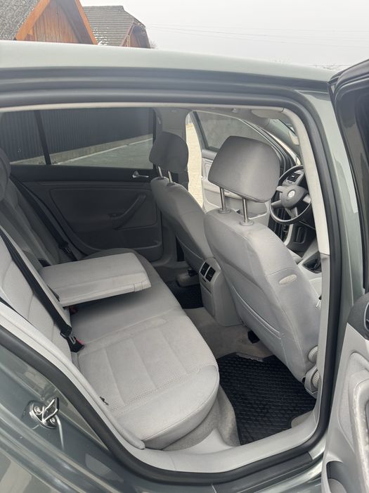 Продам volkswagen golf 5