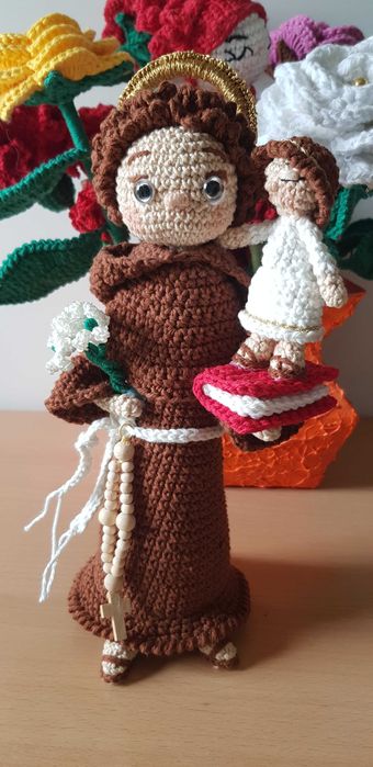Santo António Amigurumi (Crochet)