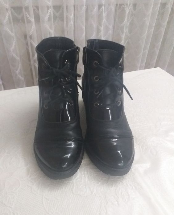 Продам кожанные ботиночки 37 размер