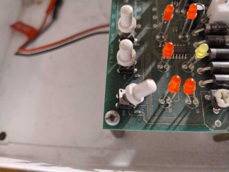 Centrala alarmowa SATEL CA-4MX, system alarmowy z szyfratorem i syreną