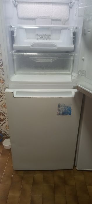 Frigorífico Combinado Indesit