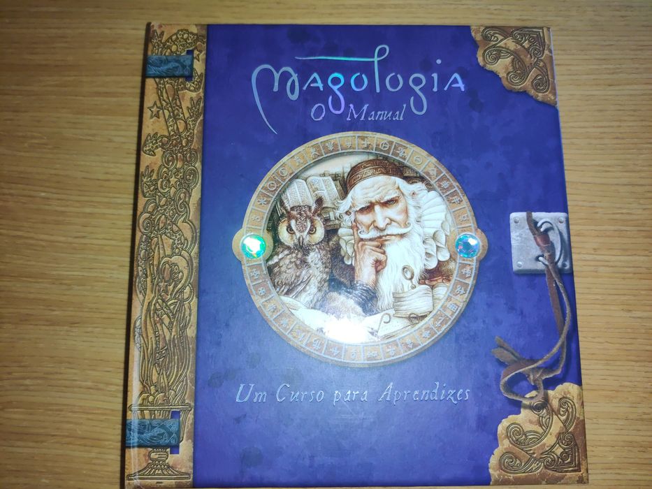 Livro "Um curso para aprendizes de Magologia"