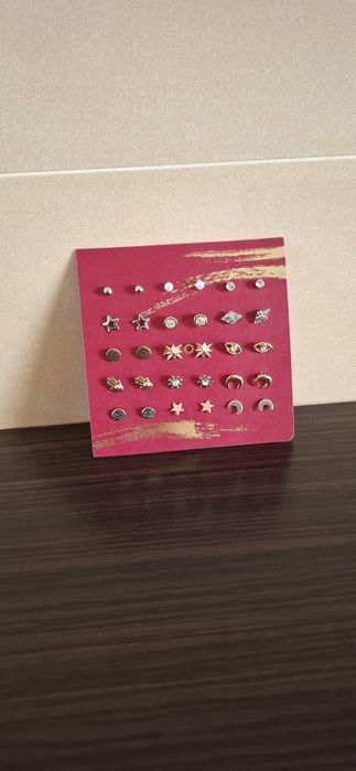 NOWE kolczyki Avon Georgia 15 par