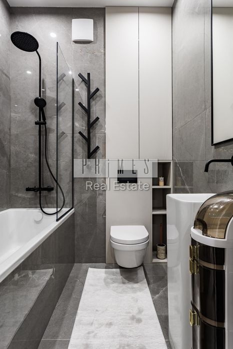 Продаж 3к квартири 106м2 Ярославів Град Бульварно-Кудрявська 15А центр