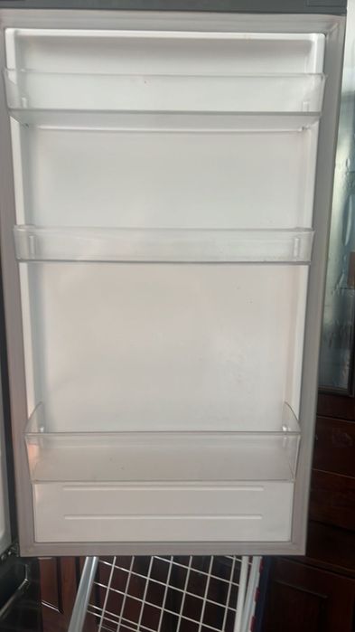 Продается холодильник Lg,в хорошем состоянии ,срочно!!!