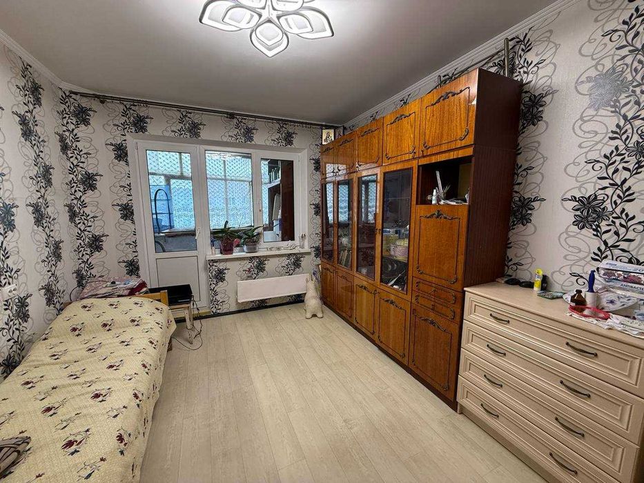 3 кімнатна квартира на вул. Мстиславська 42