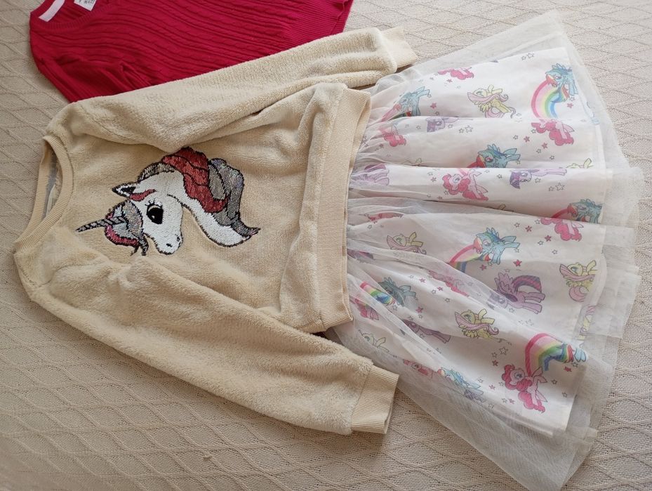 H&M Jaskrawy komplet dla dziewczynki z kucykami i jednorożcami