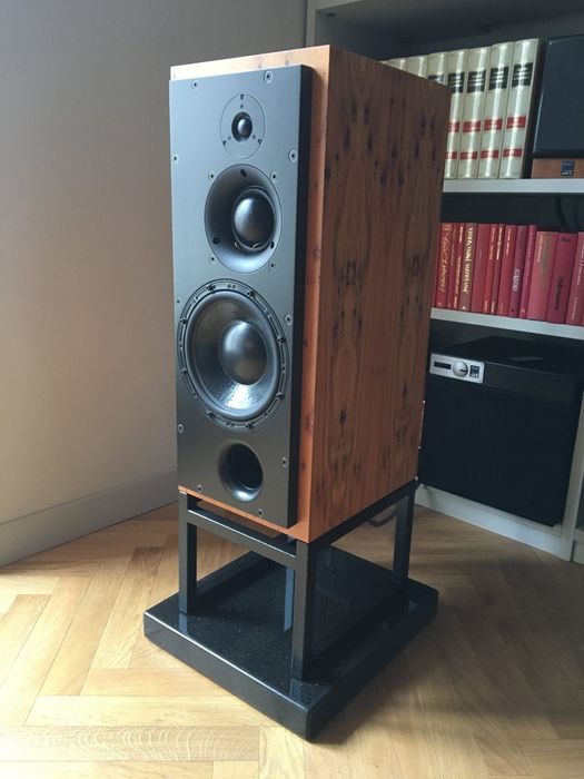 ATC SCM40 - підлогова HI-END акустика