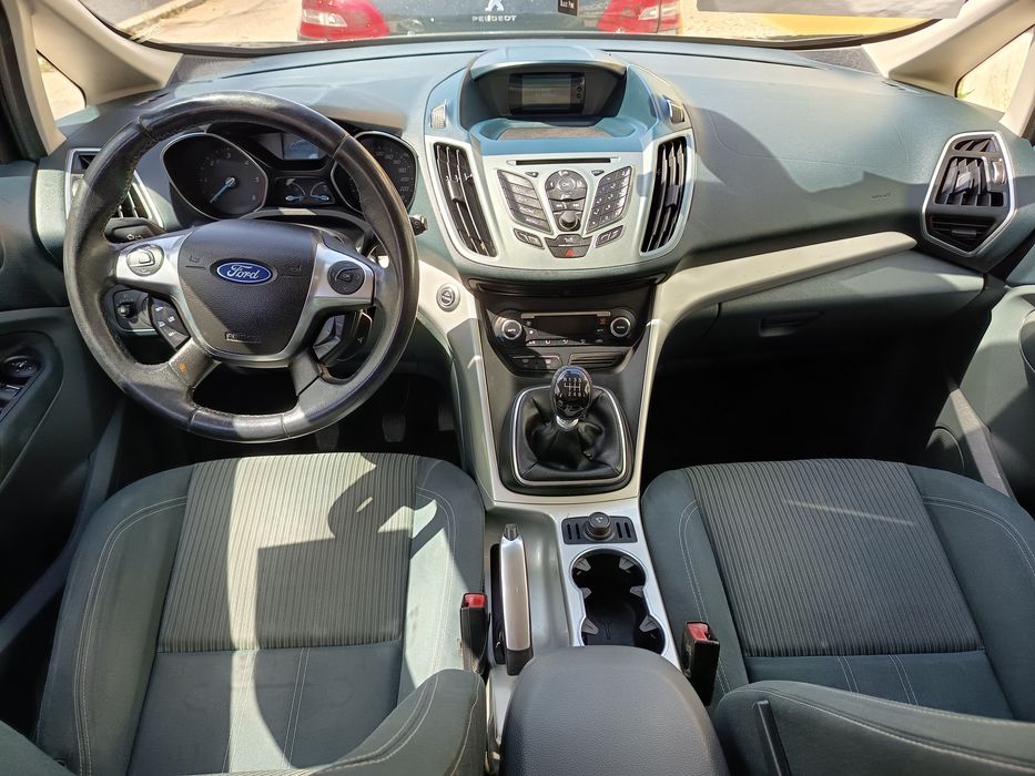Ford C-Max — fotografia 8