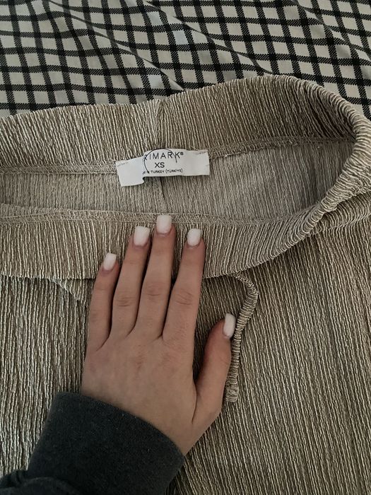 Штани Primark.