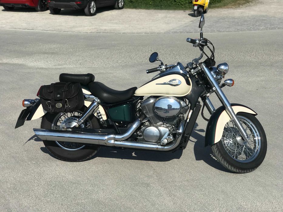 Honda Shadow VT750 C2