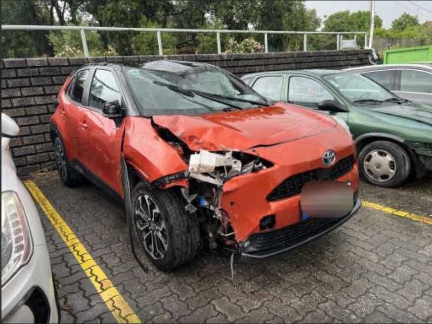 TOYOTA Yaris Cross 1.5 HDF Salvado