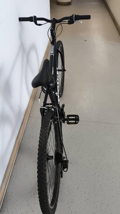 Rockrider Btwin  300 para whellie/grau e downhill