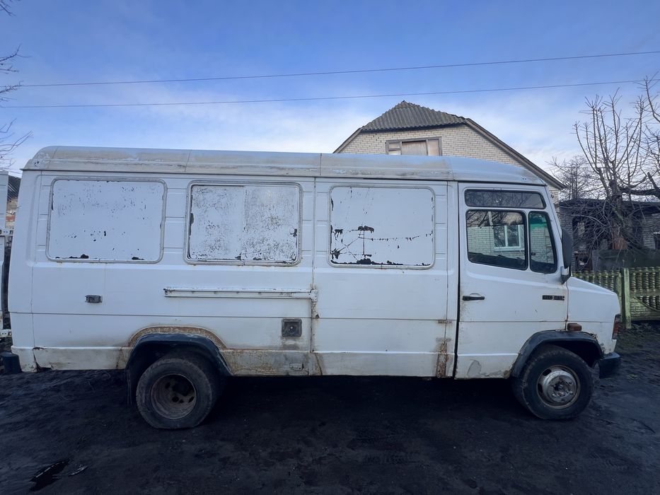Продам Mercedes T2 609D