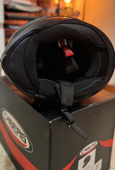 Capacete CABERG AVALON X Preto Mate novo