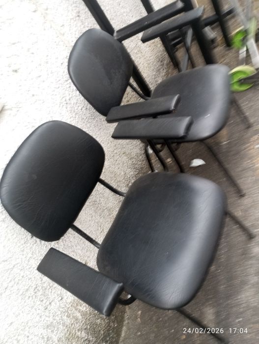 Balcão e artigos para cabeleireiro ou estética