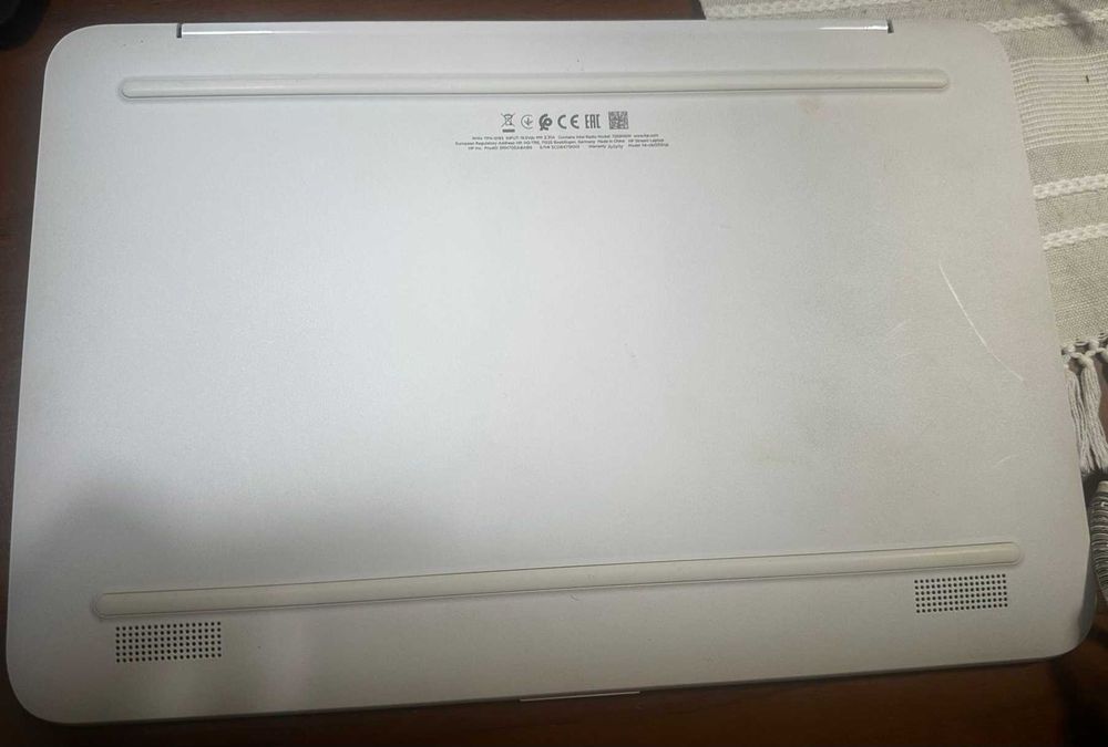 White HP Computer64750645116673122