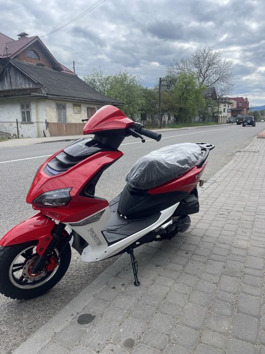 Скутер Forte CANOE 150