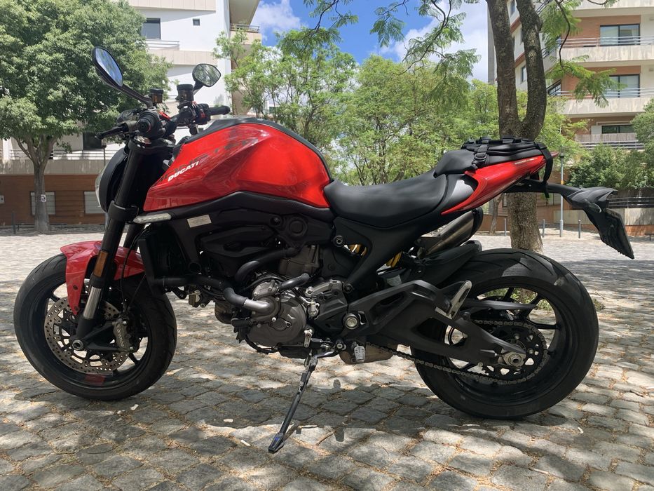 Ducati Monster 2025