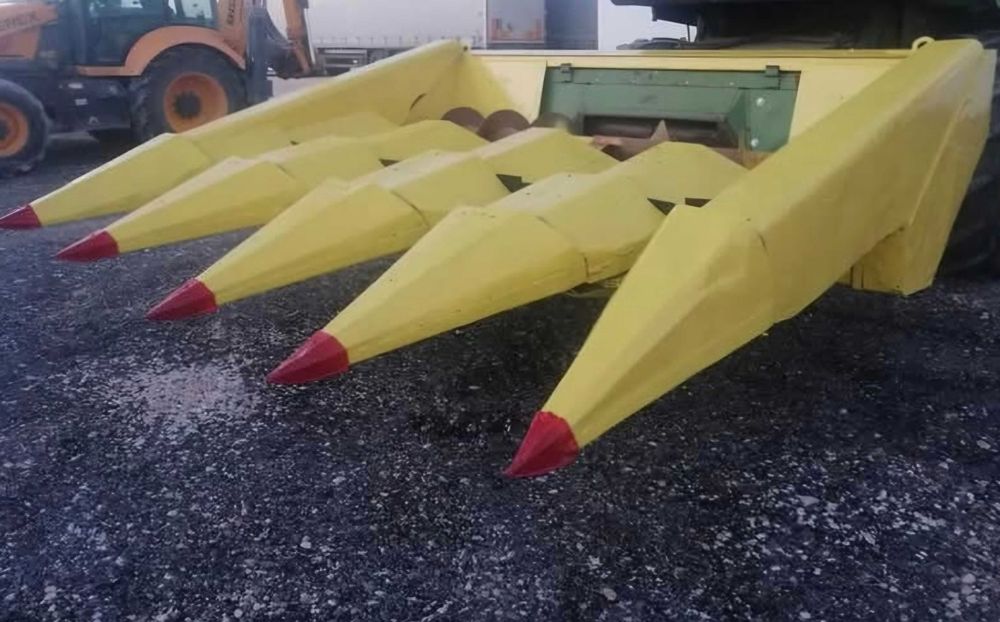 Frente de milho 4 linhas laverda, New Holland, John deere