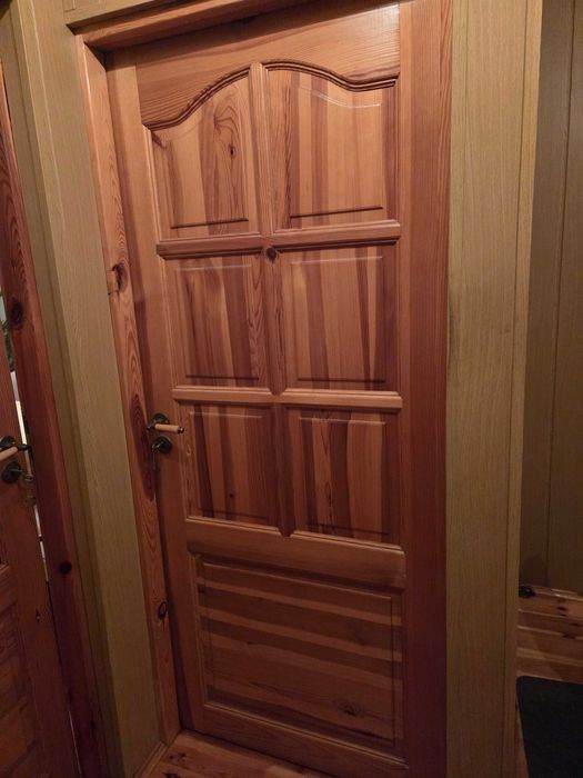 Drzwi wew. drewniane