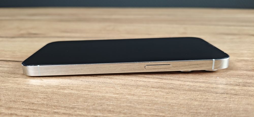Apple iPhone 13 Pro 128GB Silver / ДУЖЕ ГАРНИЙ СТАН / БАТАРЕЯ 76 %