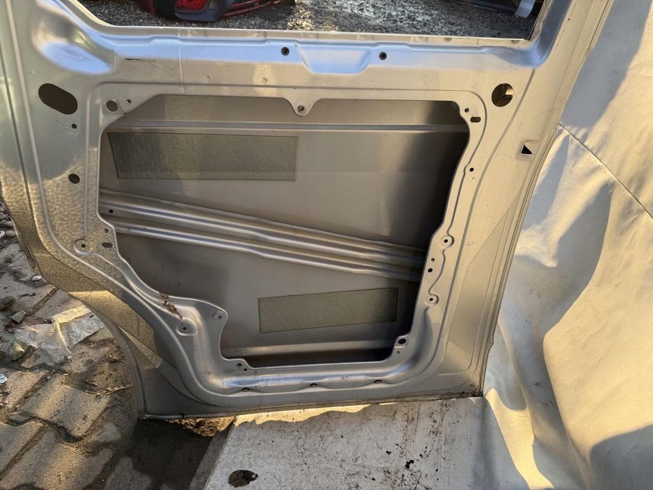 drzwi prawe przód vw t5 03- multivan caravelle