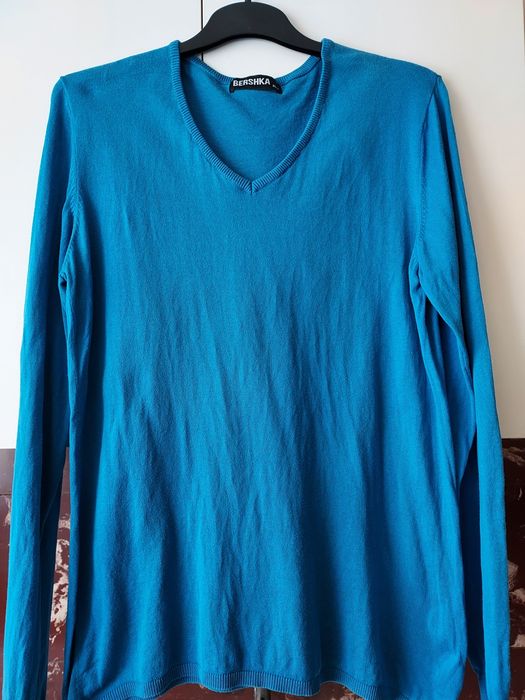 Niebieski sweterek Bershka  XL