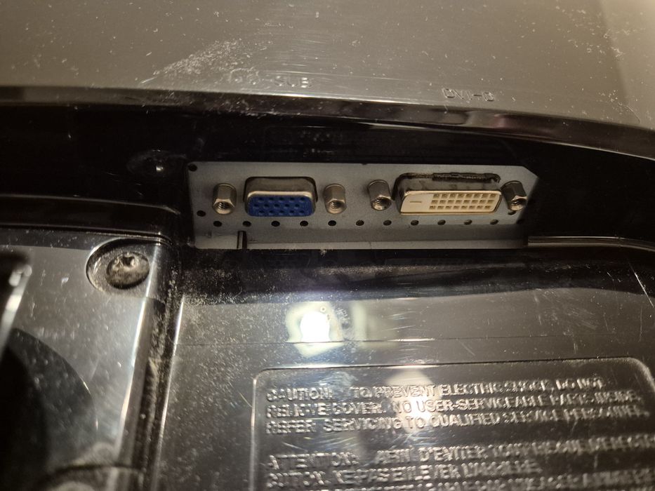 Monitor LCD 22 cale LG W2252TE