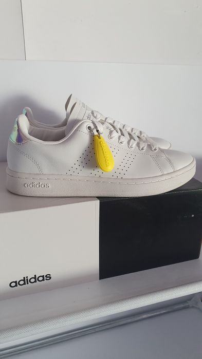 Buty sportowe Adidas Advantage women w rozmiarze 39 1/3