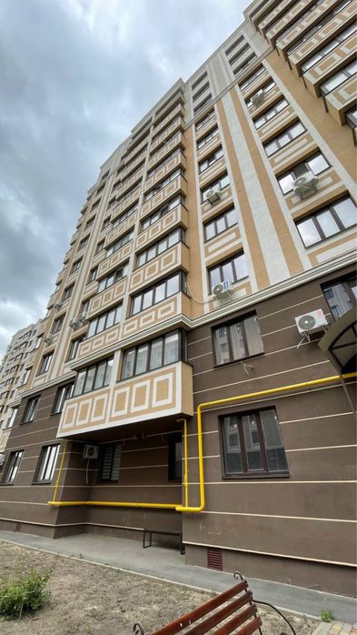 Продаж 2 кімнатної квартири Крюківщина , вулиця відродження 3 , 74 квадрати  до Київа 5 хвилин Держпрограми. БЕЗ КОМІСІЇ