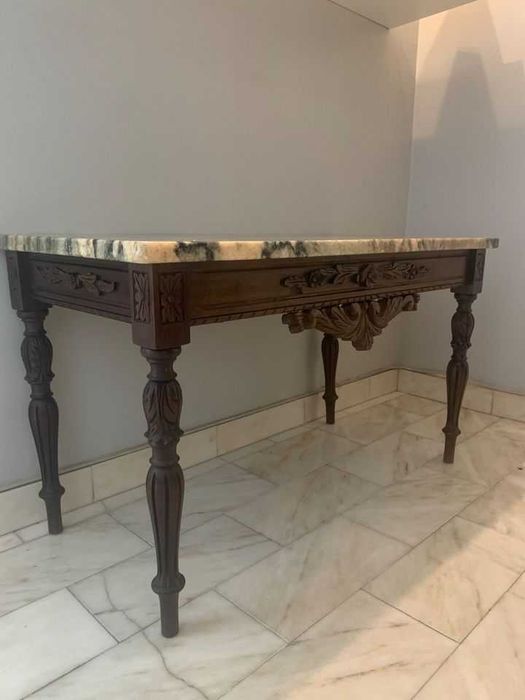 Mesa de Madeira antiga com tampo em mármore