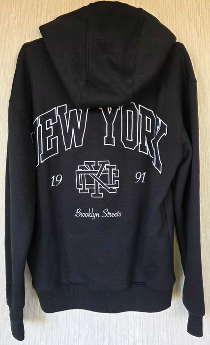 Продам кофту спортивную худи Pull&Bear