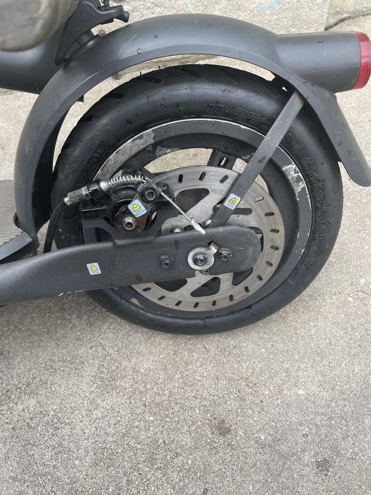Trotinete usada 35 km de autonomia