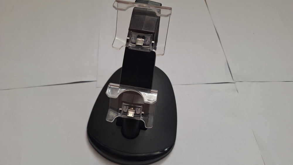 Ładowarka do padów pada ps4 sony playstation 4 Battletron Czarna Stacja dokująca