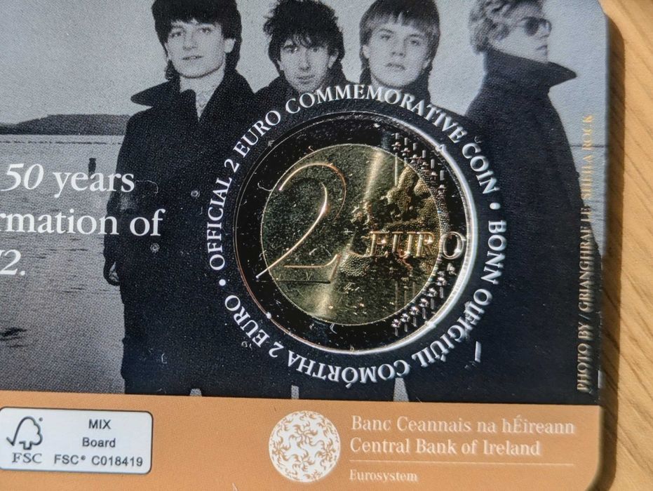 Moeda comemorativa U2