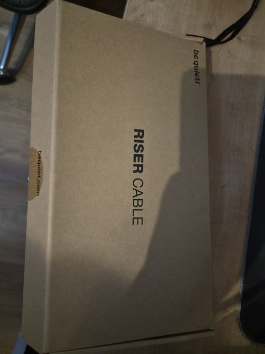 Be Quiet Riser - pionowy uchwyt do karty graficznej