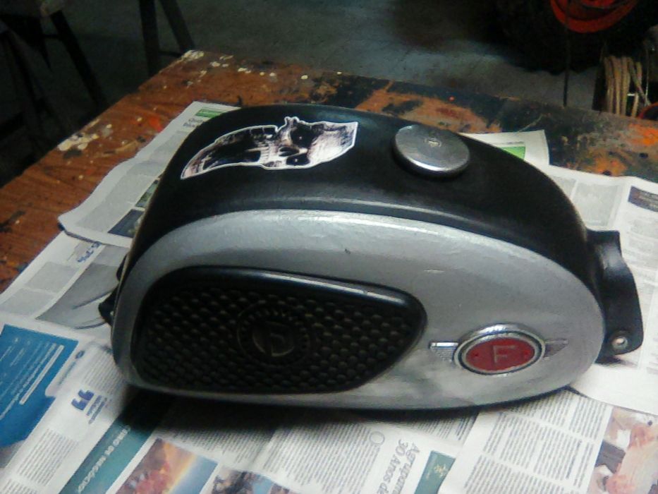 Depósito de Famel GT25