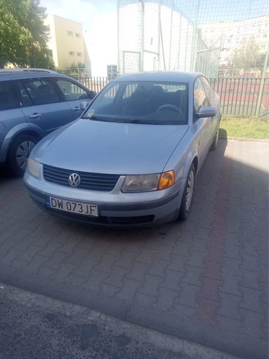 Vw Passat 1.6 benzyna 1999 rok / okazja / pali jezdzi /