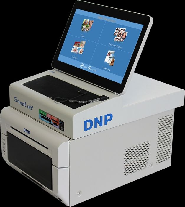 Kiosk i drukarka  termosublimacyjna do zdjec  DNP  Ds620 wraz z kioski