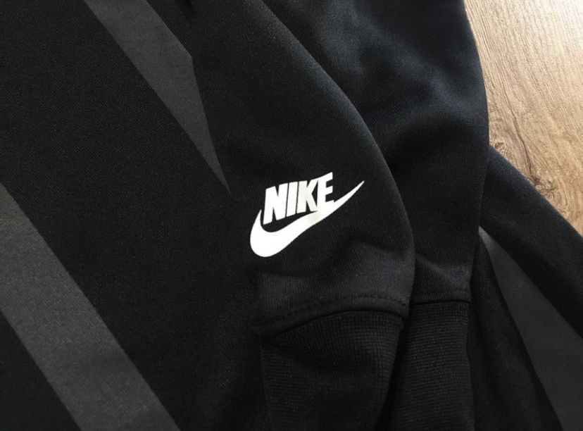 Світшот від Nike