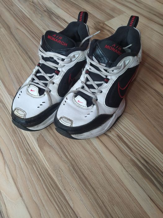 Buty Sportowe Nike Air Monarch r. 42